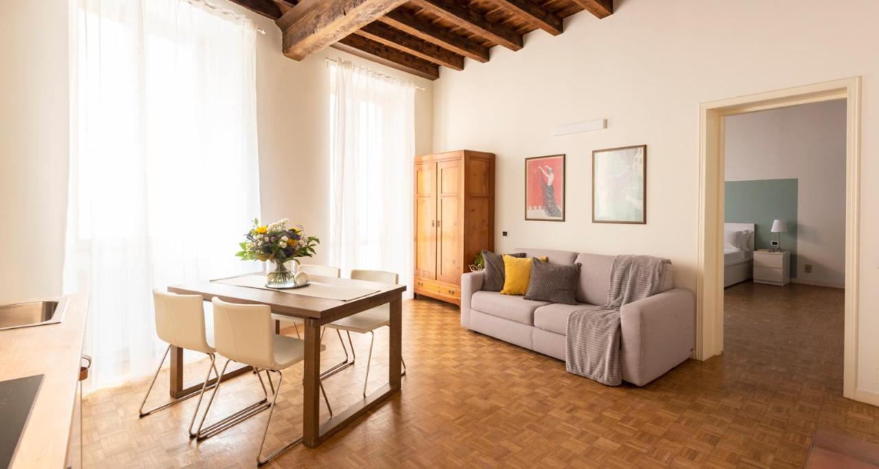 Charming Joivy Flat Next To Duomo Di Como Eksteriør bilde